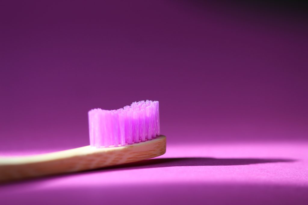 Purple toothbrush - Galliano teeth cleaning